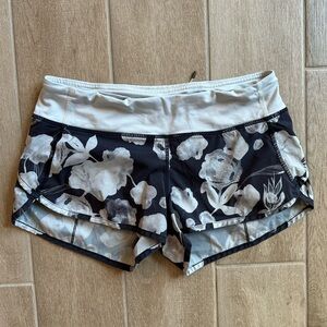 SOLD Lululemon Speed Up Short in Black and White Floral